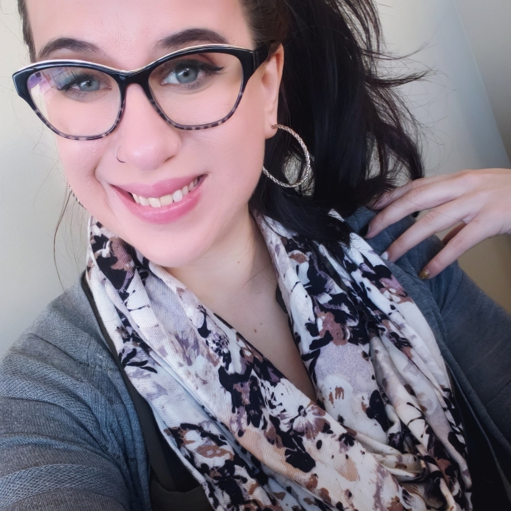 Meet your Posher, Christina